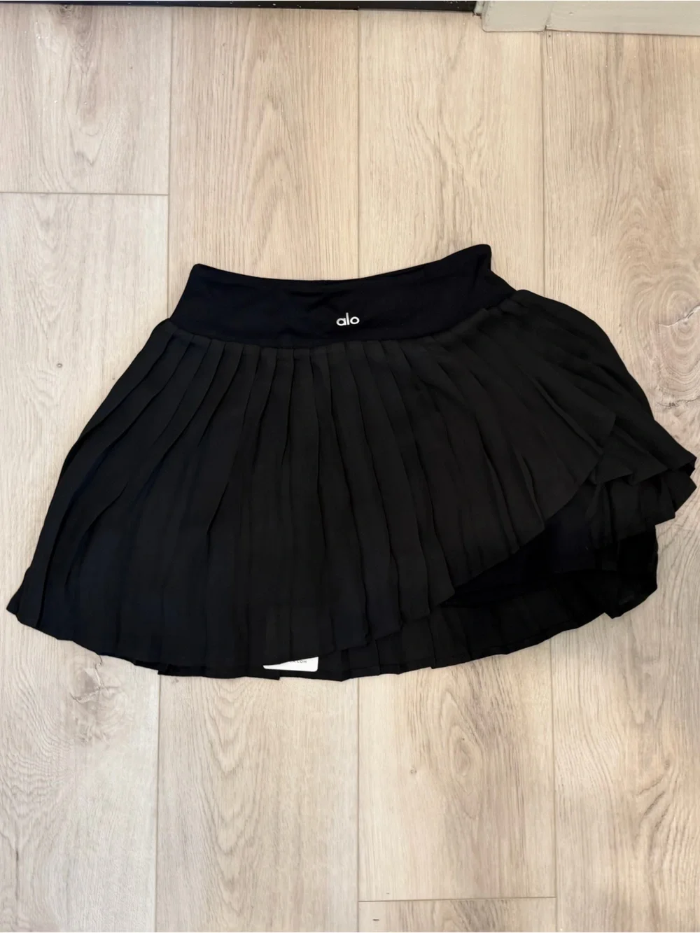 ALO Yoga Black Pleated Skirt